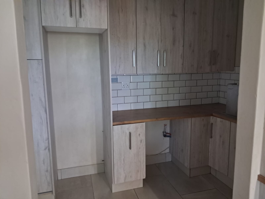 To Let 2 Bedroom Property for Rent in Kwelera Eastern Cape